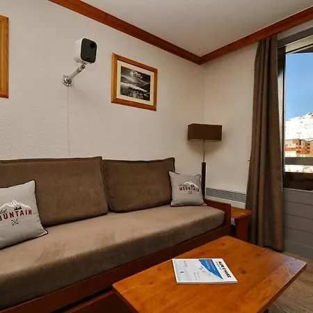 Superb View+swim Pool+smart Tv+netflix+projector Apartment