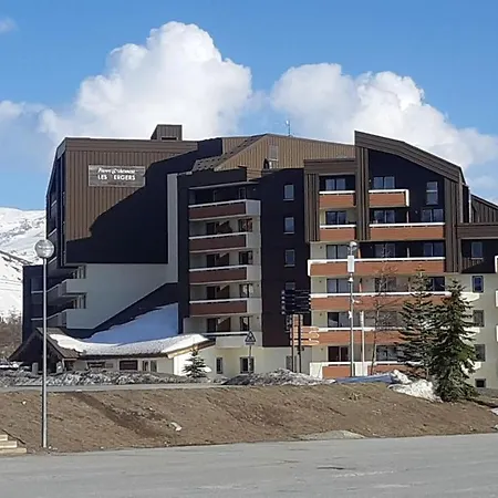 Appartement Superb View+swim Pool+smart Tv+netflix+projector Huez