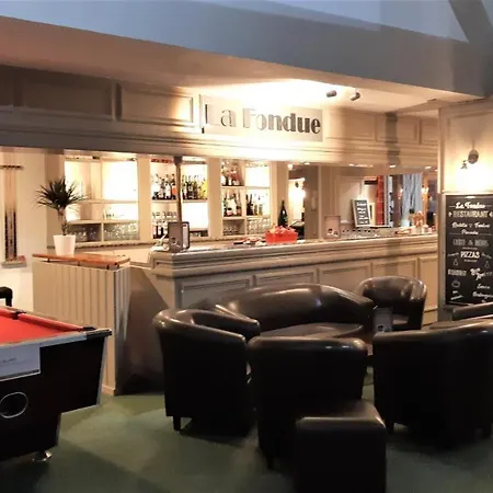 Apartmán Superb View+swim Pool+smart Tv+netflix+projector Huez